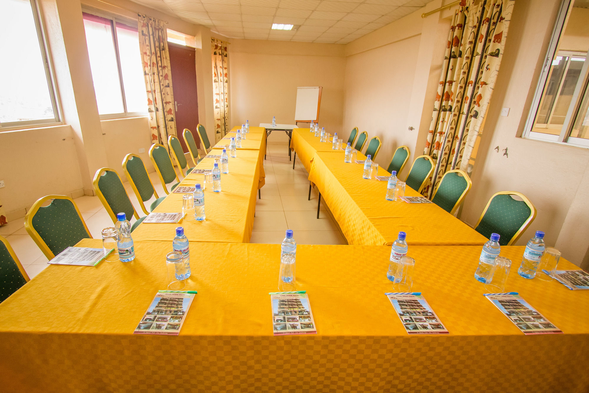 Eland Safari Hotel Nyeri Eksteriør bilde